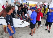 Team Peru Semifinals Aloha Cup. Credit: ISA/Michael Tweddle